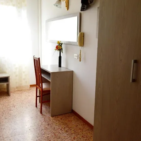 In Guest - New Cirene Double Economy And Half Package Pensionat
