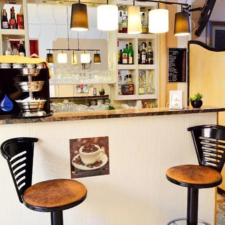 Vendégház In Guest - New Cirene Double Economy And Half Package *